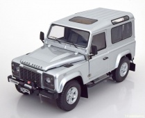 Land Rover Defender 90 44 2010 Kyosho 1:18 08901IS