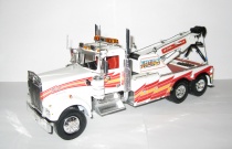 Kenworth W900 Wrecker  1995  Revell Special Edition 1:24  40 