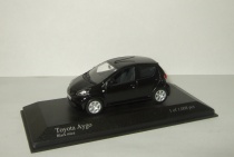 Тойота Toyota Aygo 2005 Черный Minichamps 1:43 400166401