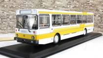 Автобус Лиаз 5256 1989 СССР ClassicBus 1:43