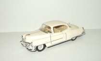 Кадиллак Cadillac Series 62 1953 Белый Kinsmart 1:43