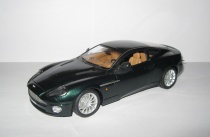 Aston Martin Vanquish 2003 Bburago Made in Italy 1:18  -  