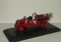Пожарный автомобиль Maxim C1 1923 Signature 1:43